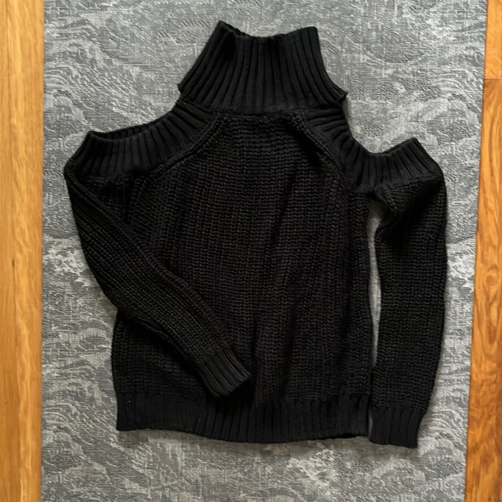 100% new Black cable knit turtleneck shoulder cut out sweater from Japan